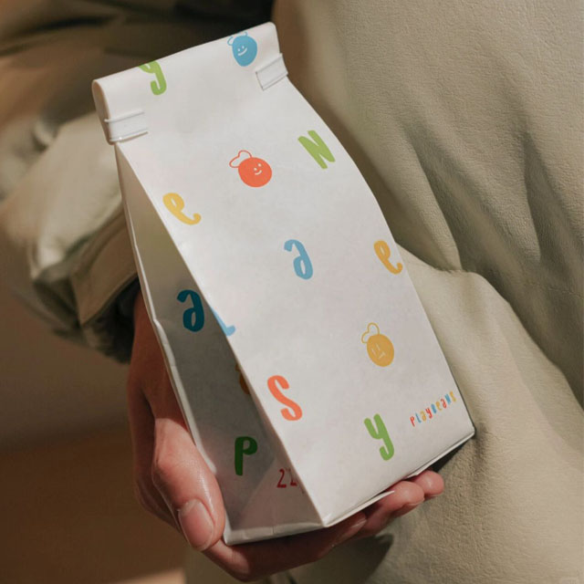 Environmentally friendly white kraft paper gas valve coffee bag food packaging manufacturer